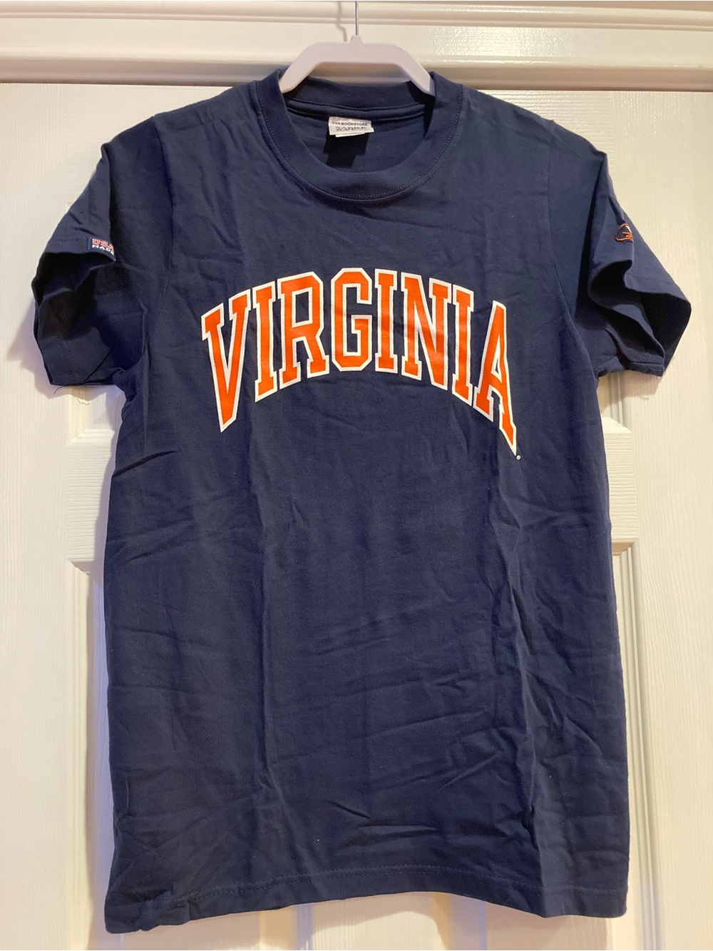 University of Virginia Navy T‑Shirt - size Small.